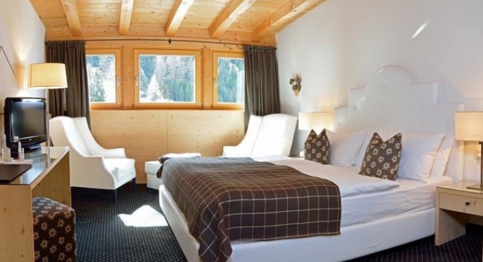 Hotel Pralong, Selva & S.Cristina ski chalet, image 4